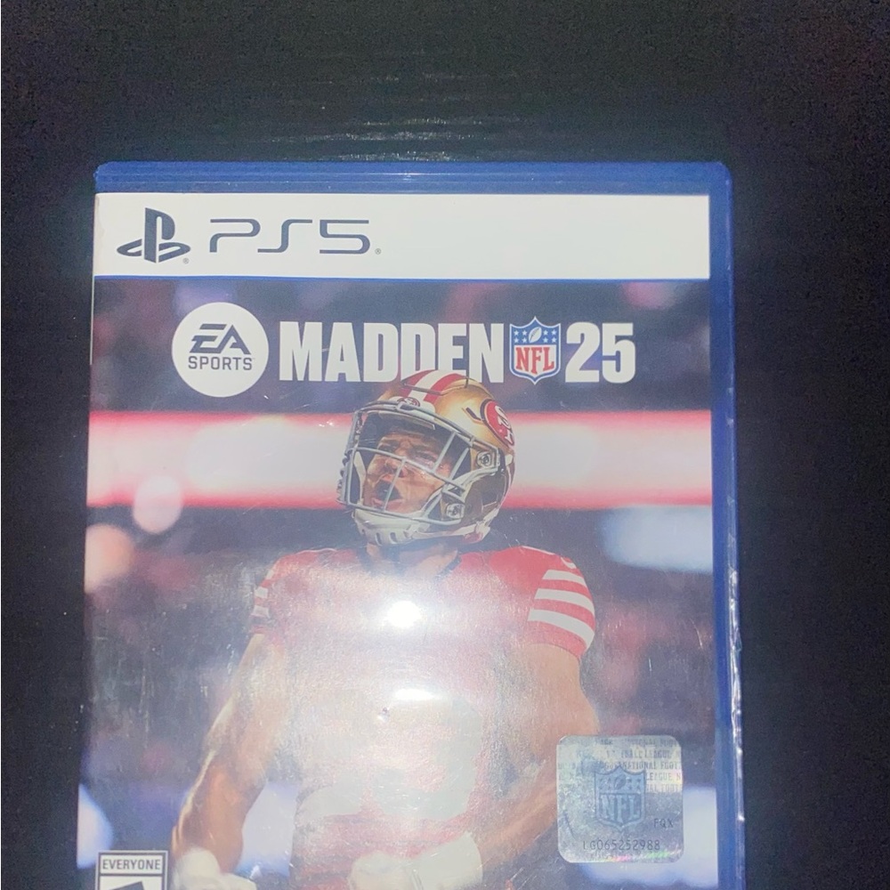The Game Madden NFL 25 PS5 - Blue and Red Cover